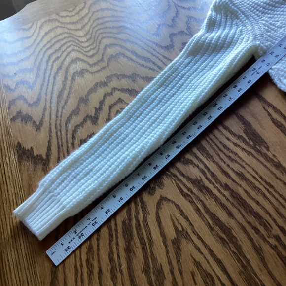 Venus Chunky Knit Sweater Vneck Tie Sides Lace Up Small Ivory 100% Acrylic  Wome - Picture 9 of 10